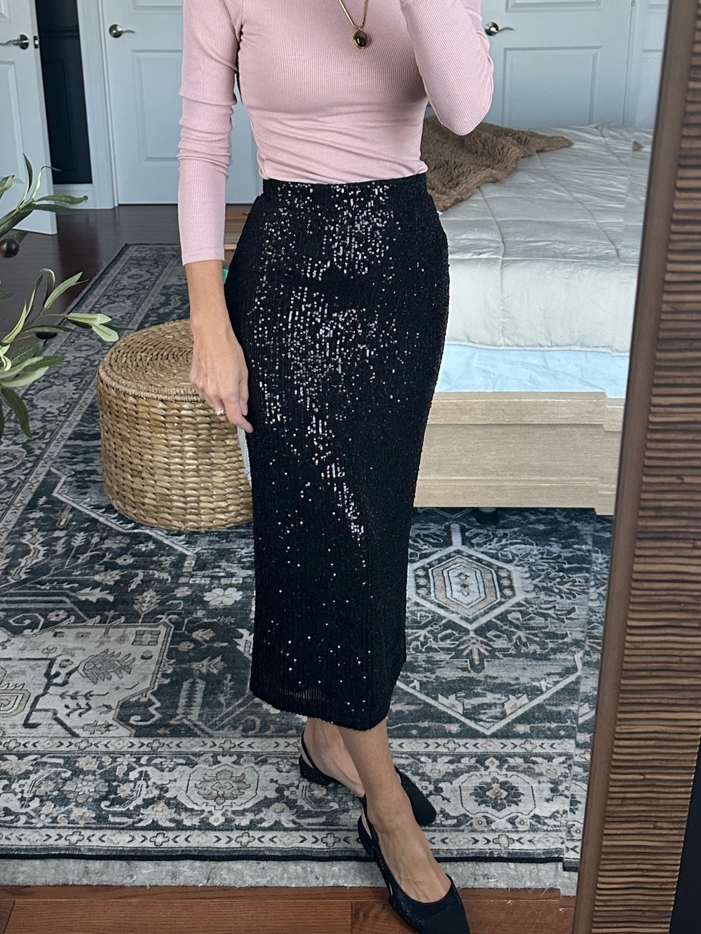 THE DROP Black Sequin Midi Skirt - Sleek Evening Pencil Skirt XS